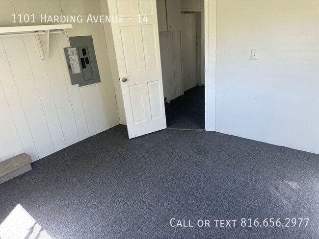 Building Photo - Mobile Home For Rent