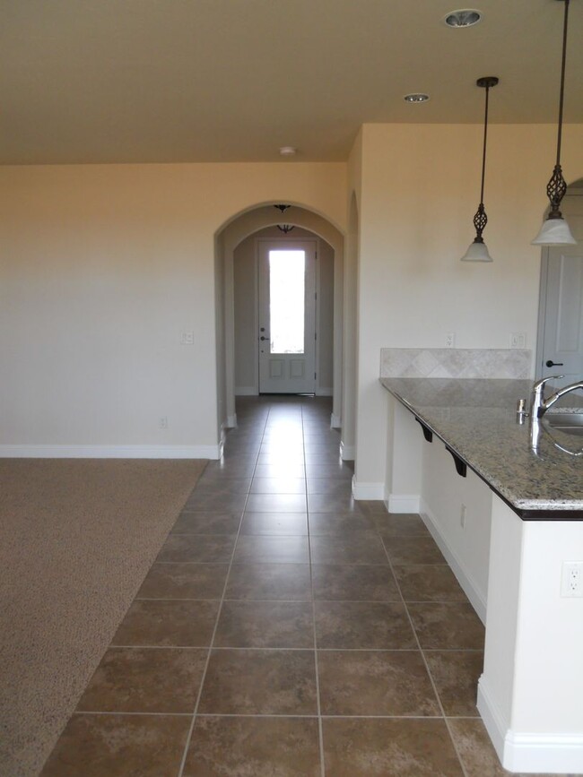 Building Photo - Granville Built 3 Bedroom for Rent in Copp...