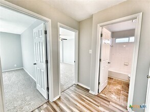Building Photo - 2137 Dorman Dr