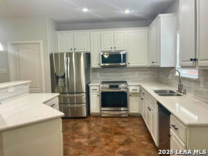 Building Photo - 324 Willow Loop