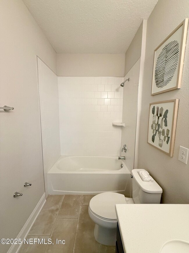 Building Photo - 676 Natureland Cir