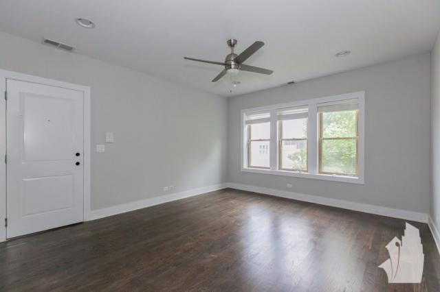 Building Photo - 2 bedroom in Chicago IL 60613