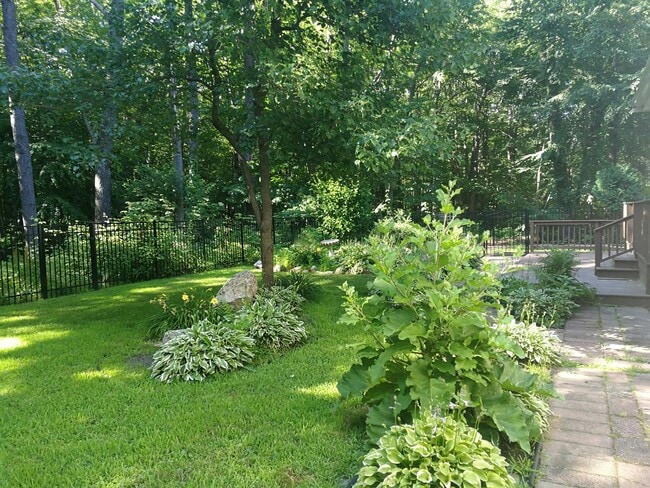 Building Photo - 247 Woodland Rd