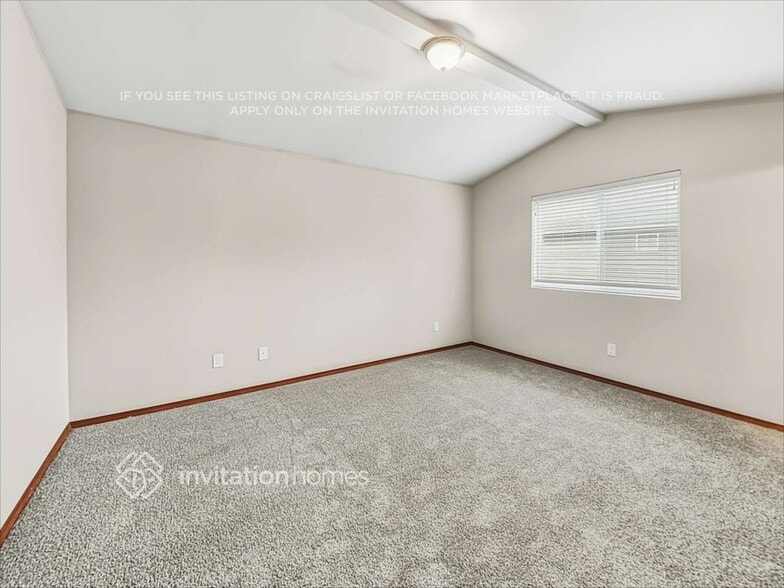 Building Photo - 6117 86th Ave NE