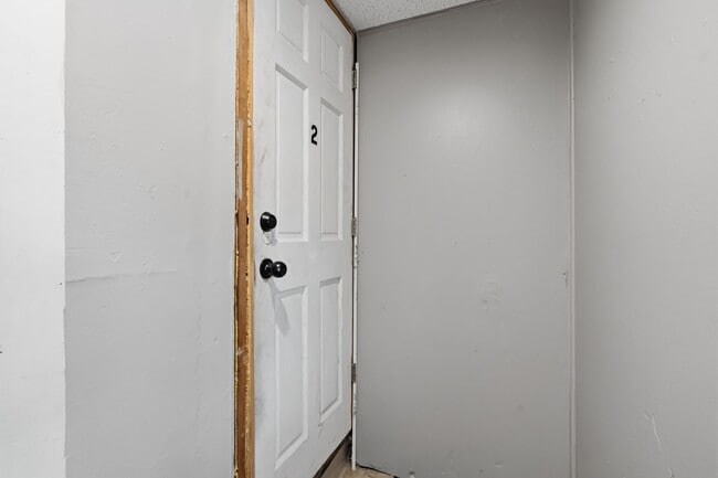 Building Photo - 921 15th St