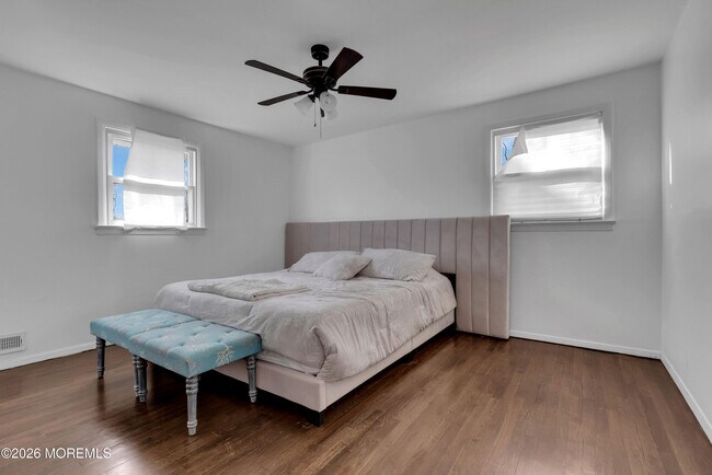 Building Photo - 4 Cheryl Dr