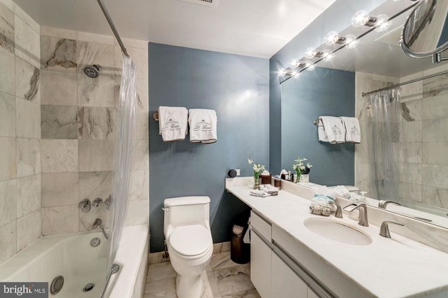 Building Photo - 2501 M St NW