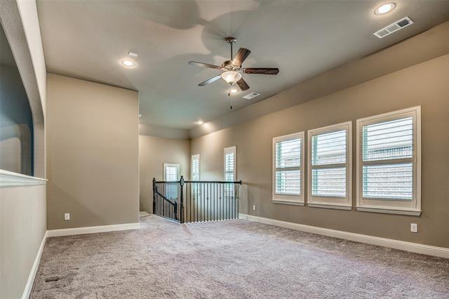 Building Photo - 534 Evergreen Dr