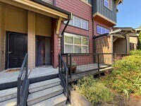 Building Photo - Experience Comfortable Living at The Camde...