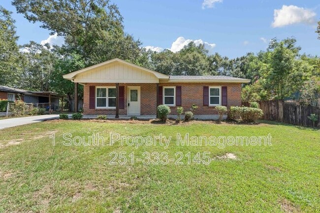 Building Photo - 1725 Harbor Dr E