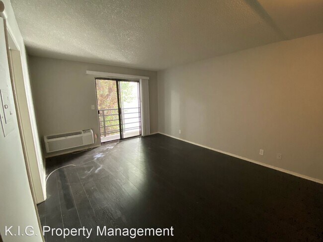 Building Photo - 1 br, 1 bath Apartment - 827 S. Wilton Pla...
