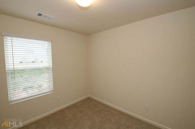 Building Photo - 85 Chastain Cir