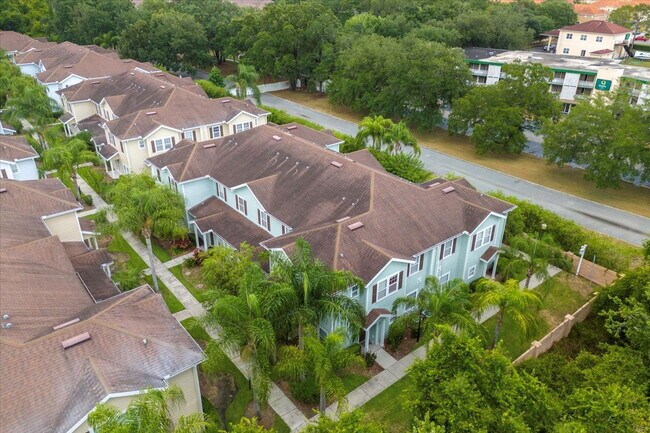 Building Photo - 5350 Diplomat Ct