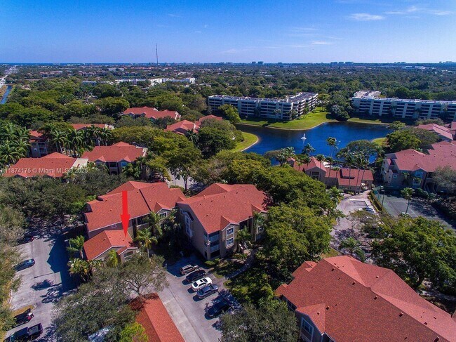 Building Photo - 1760 Palm Cove Blvd
