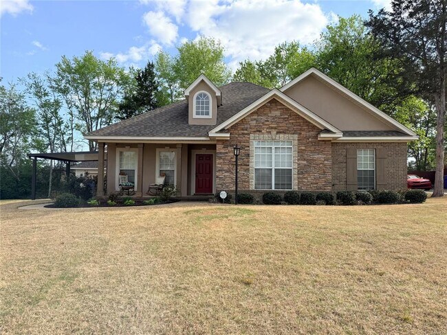 Building Photo - 601 Prairie View Dr