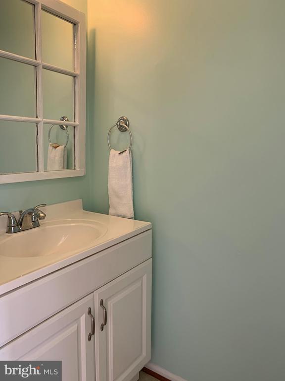 Building Photo - 1126 Pewter Ct