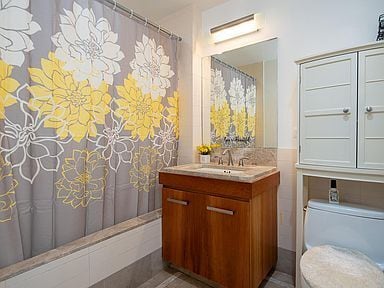 Building Photo - Stunning 2-Bed, 2-Bath Condo for rent