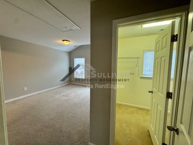 Building Photo - 604 Sawcut Ln