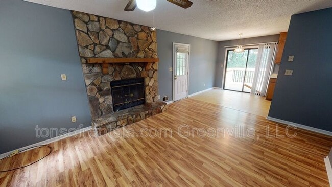 Building Photo - 229 Cedar Crest Rd