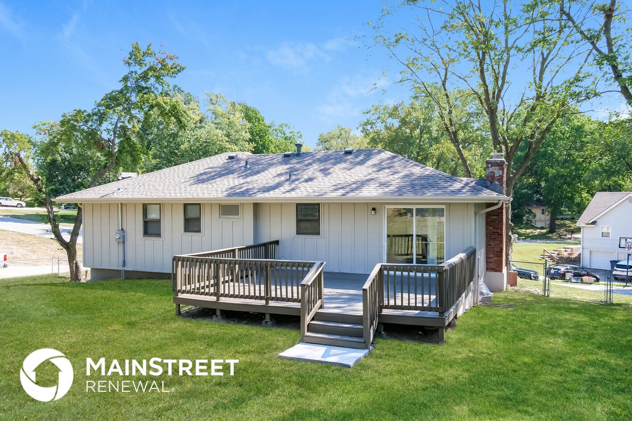 Building Photo - 6924 NW Pleasant View Dr