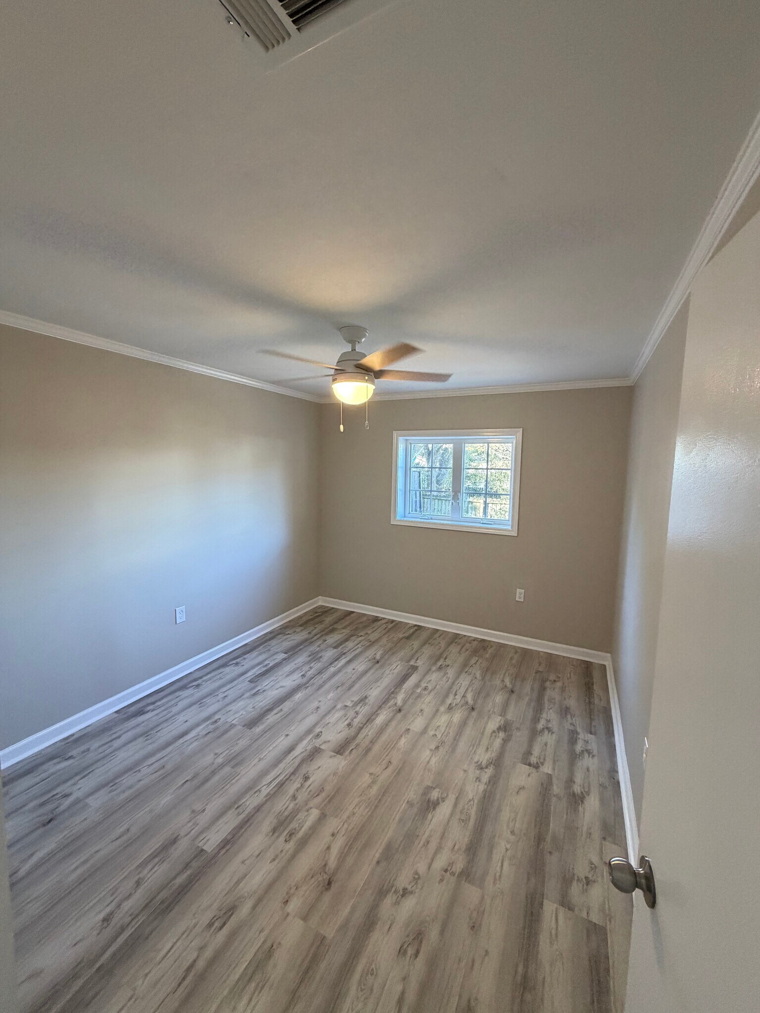 Building Photo - 314 28th St