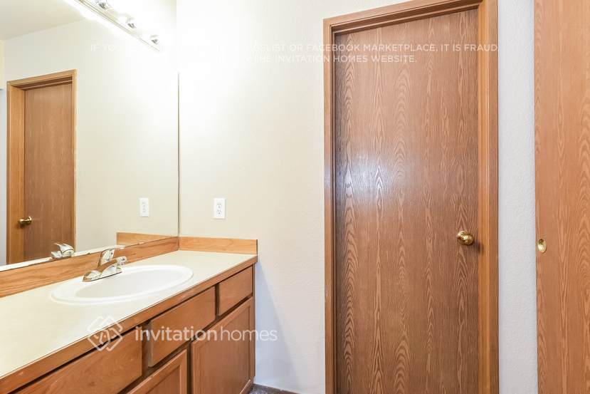 Building Photo - 1414 SW 344th Pl