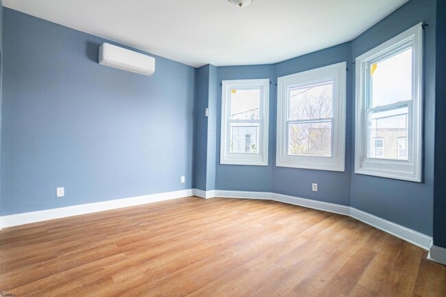 Building Photo - 2506 Tindaro Ter