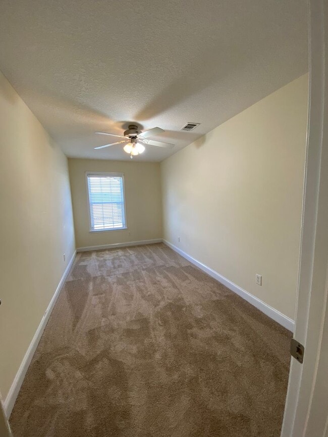 Building Photo - 502 Bradwell St
