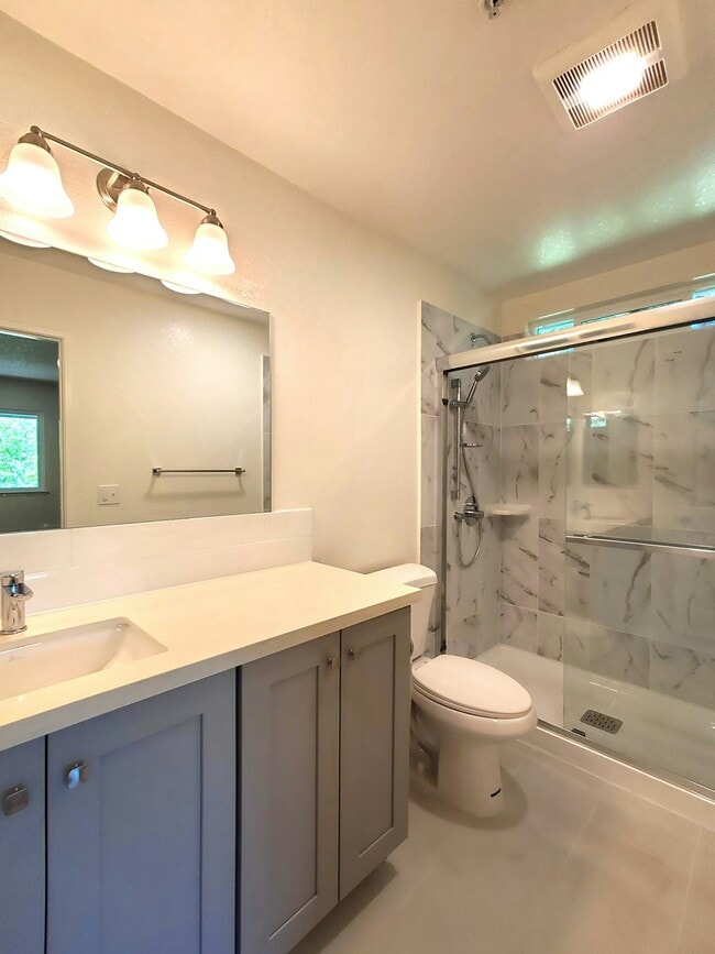 Building Photo - 37426 Parish Cir