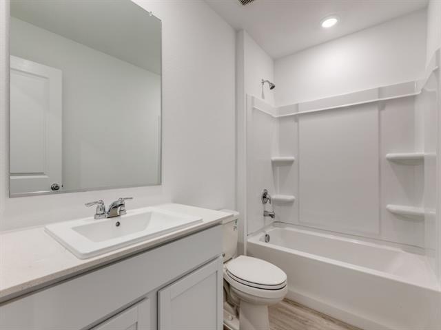 Building Photo - 6852 Bramblewood Dr
