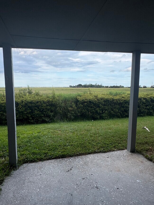 Building Photo - 604 Marshview Cir Dr