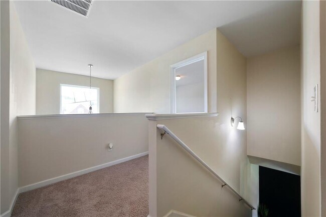 Building Photo - 303 Horizon Trace