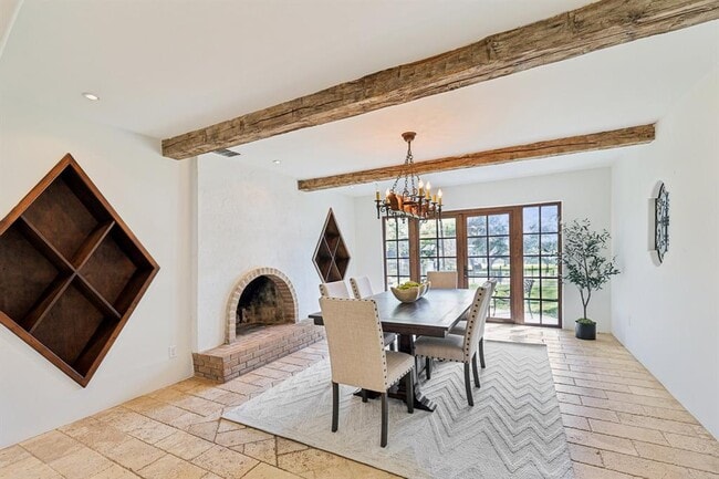 Building Photo - 2706 Pearce Rd