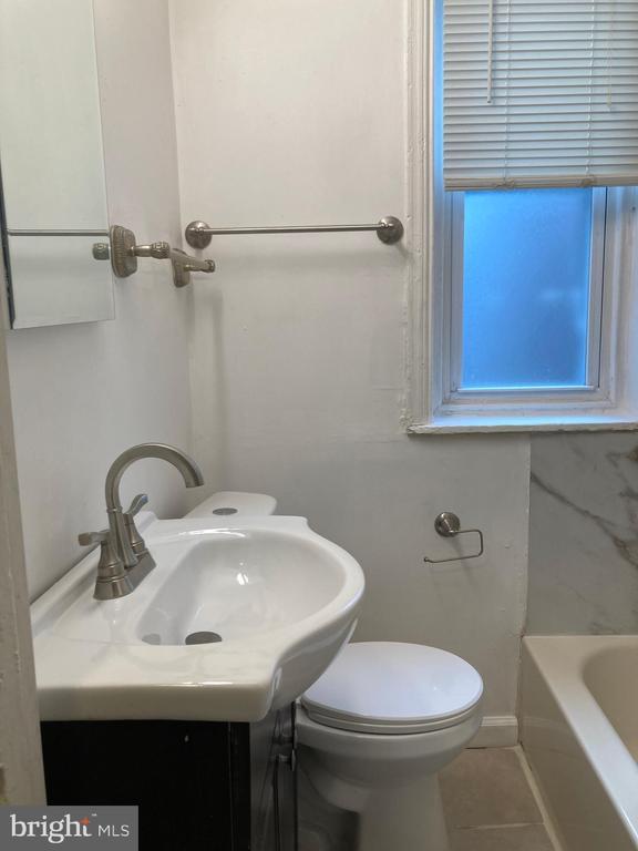 Building Photo - 2234 N Bouvier St