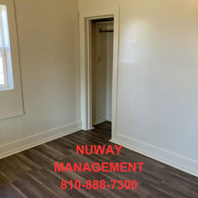 Building Photo - 810-888-7300