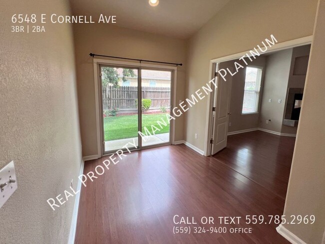 Building Photo - $2,100 Shields & Armstrong, 3 bedroom - E ...