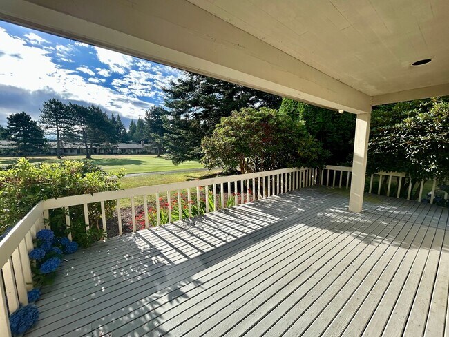 Building Photo - 12371 Rainier Dr