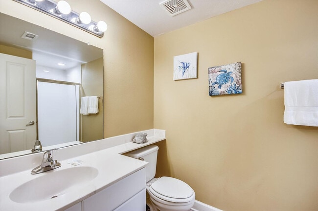 Building Photo - 104 Gulfside Ct