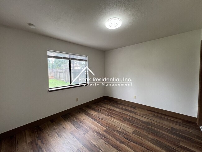 Building Photo - 5205 Efthemia Way
