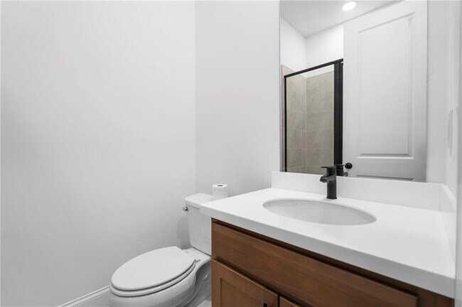 Building Photo - 1042 Winding Br Dr