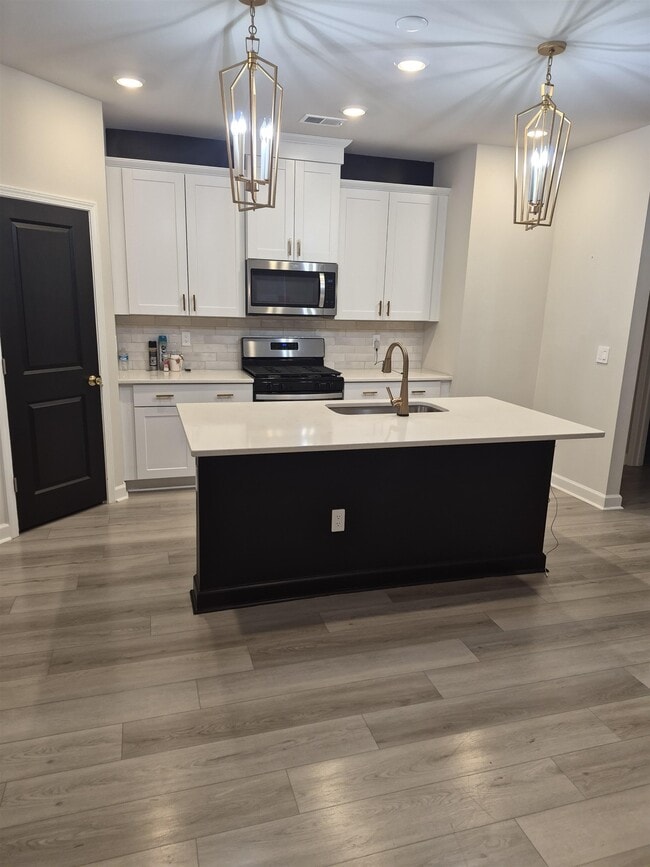 Building Photo - 4320 Falls Oaks St