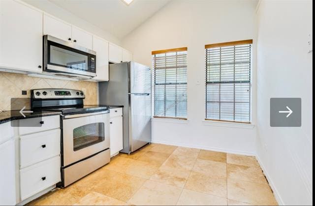 Building Photo - 625 Fiesta Cir
