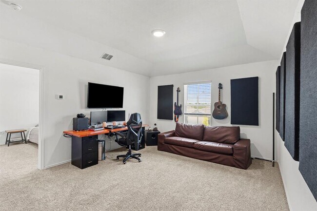 Building Photo - 12404 Silversmith Ln