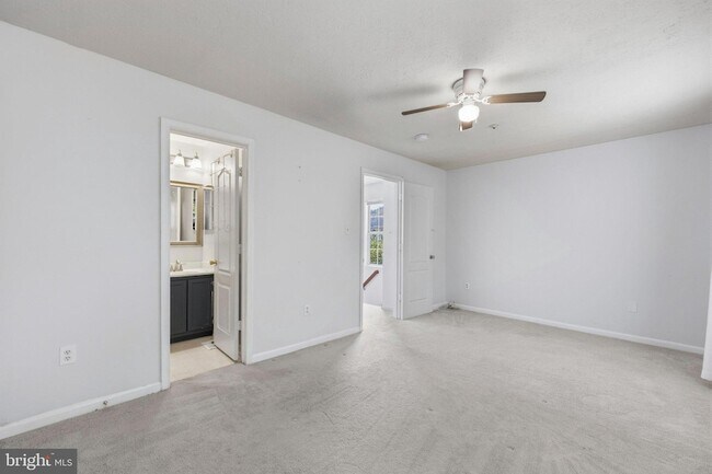 Building Photo - 1518 Deep Gorge Ct