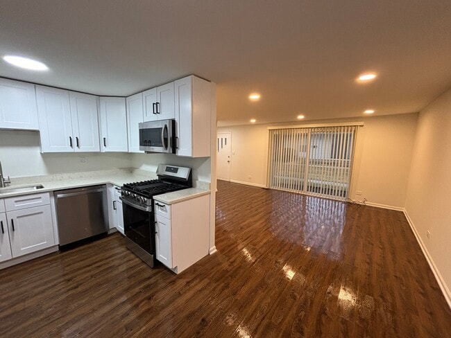 Building Photo - 236 Whidah Ct