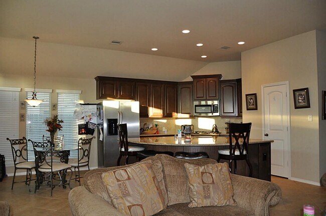 Building Photo - 13119 Sweetgum Shores Dr