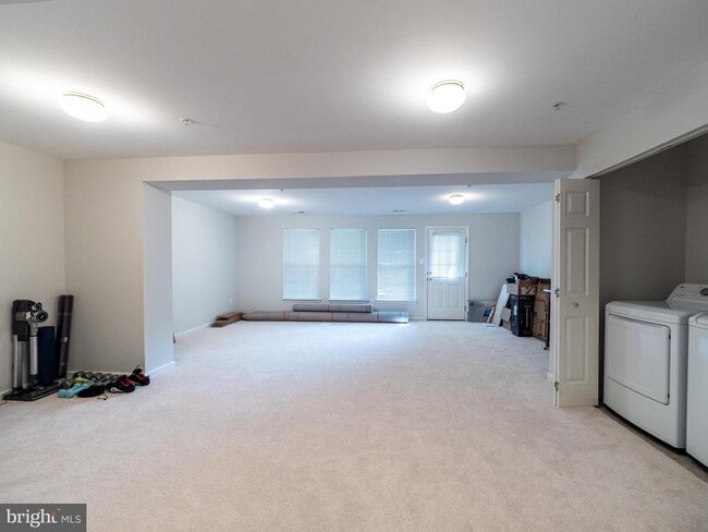 Building Photo - 13001 Vaden Terrace