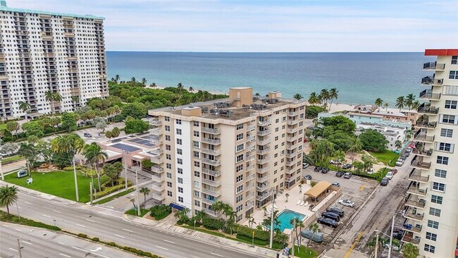 Building Photo - 1401 S Ocean Dr