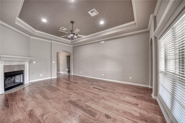 Building Photo - Available August 2026! Adorable 3/2 House in South College Station!