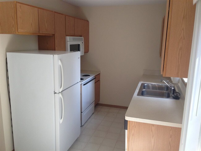 Building Photo - 4907 Hedgewood Dr